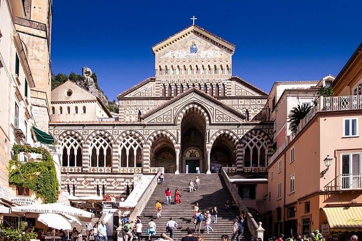 Small Group Amalfi Coast Day Trip from Positano or Praiano