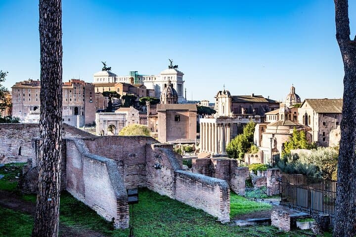 Small Group Tour of Colosseum and Ancient Rome