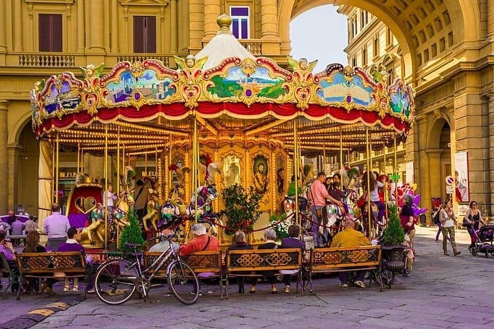 3 hours: Private walking tour of Florence and Accademia Gallery guided visit
