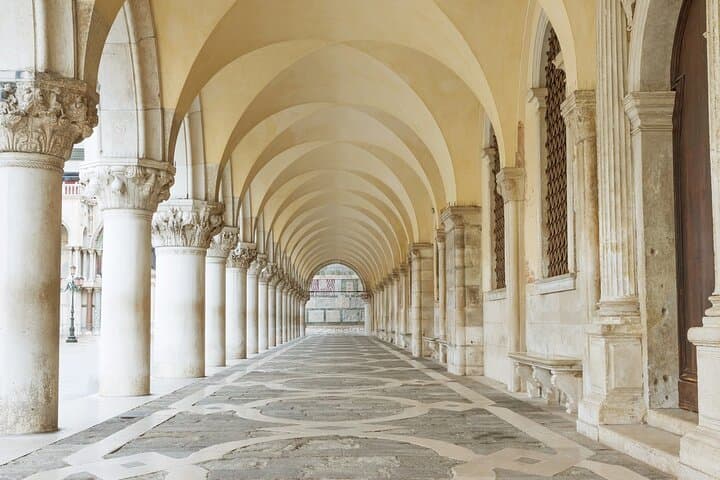 Private Doge's Palace and Saint Mark's Basilica Walking Tour