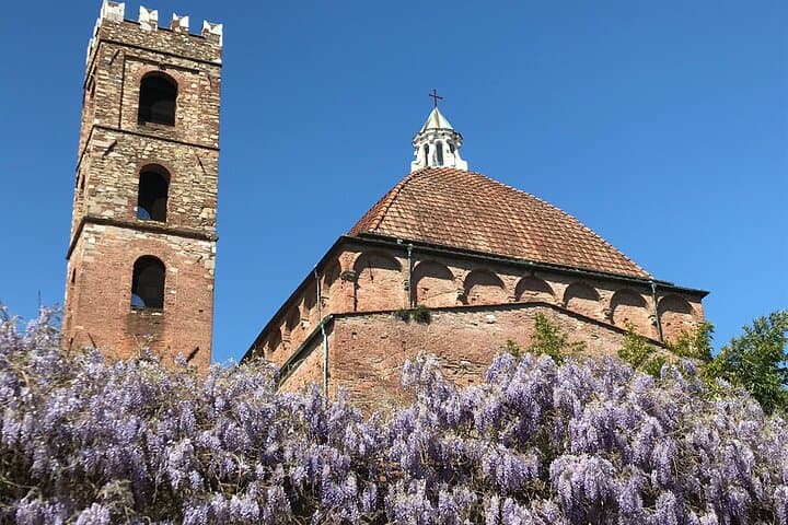 Discover Lucca’s Secrets on a Guided Walking Tour