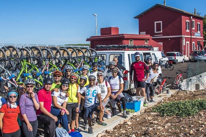 Bike Tour in the Alta Murgia National Park (Pulo of Altamura)