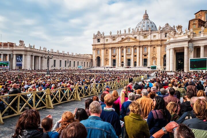 Piazza San Pietro