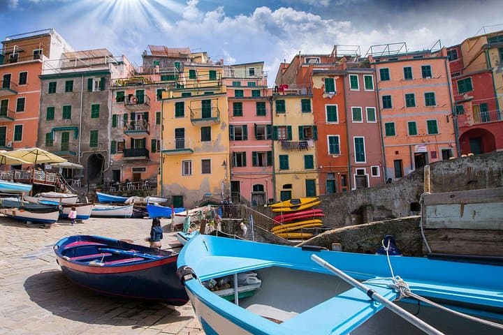 Small Group Cinque Terre Day Tour from Florence
