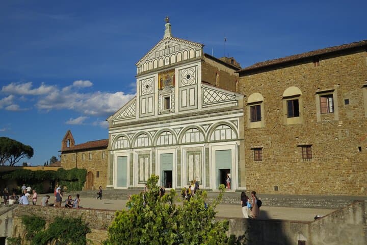 Private Electric Bike 2 hours Tour of Florence Hills with Gelato Tasting