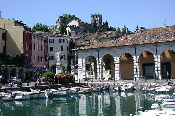 https://www.tripadvisor.com/PreviewImage?p=11&img=200240254