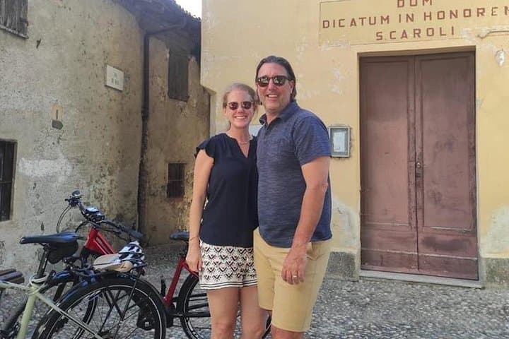 BELLAGIO E-Bike Tour + Villa Melzi + Lunch (Meet the locals)