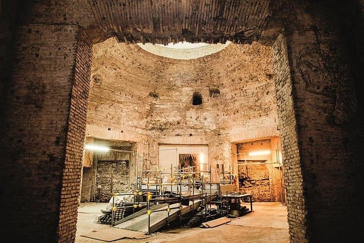 Domus Aurea Tour, Golden House of an Emperor with VR Experience