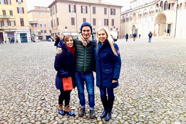 Bologna Private & Personalized Half-Day Tour with a Local Guide