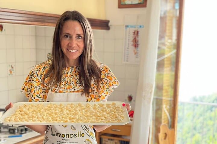 Small-Group Cooking Class in Positano: Gnocchi, Tiramisù & Drinks