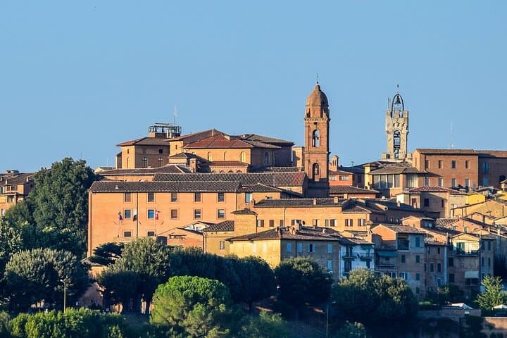 Full-day Small-group Tour to Siena and Monteriggioni from Rome