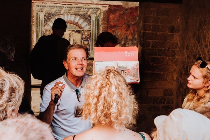 Herculaneum Small Group Tour and Ticket With an Archaeologist