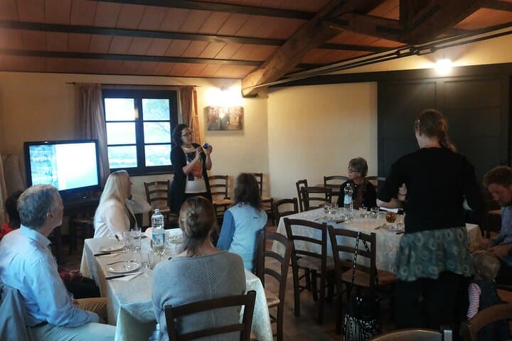 Umbria Wine and Olive Oil Tour with light lunch