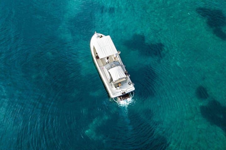 Cinque Terre Private Boat Tour with Aperitivo