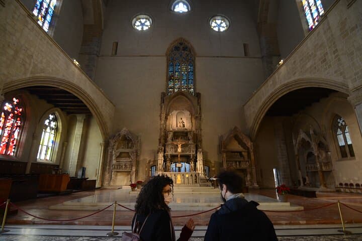 Icons of Naples: Walking Tour with Veiled Christ&Espresso Tasting