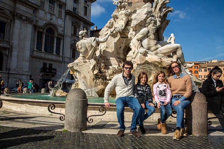 Kid-friendly Night Tour of Rome with Gelato and Pizza