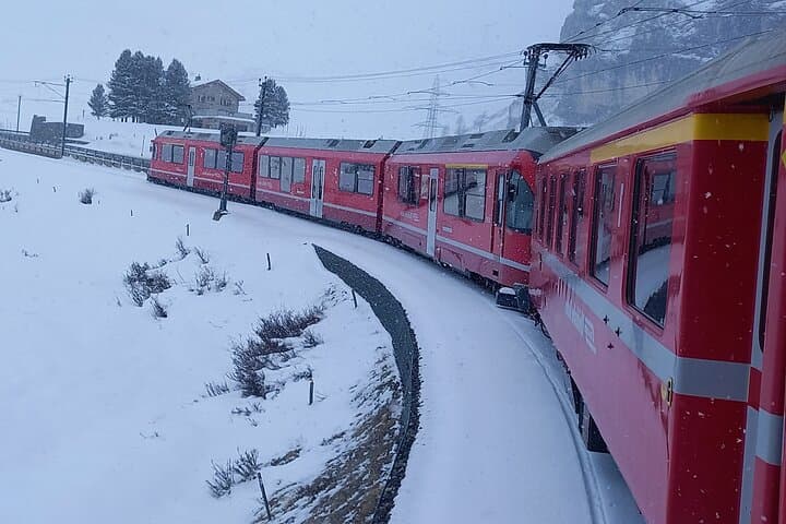 Private tour to Bernina train & Lake Como. Hotel pick-up