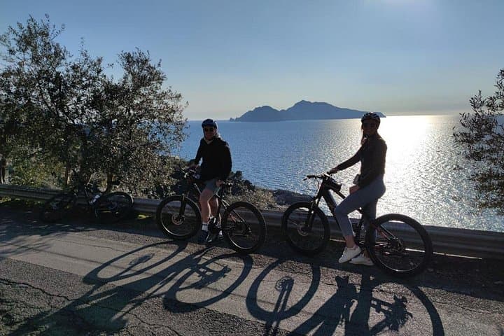 Backroads & Limoncello Experience: Sorrento E-Bike Tour