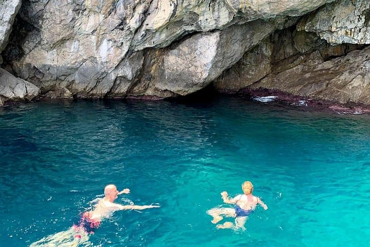 Private Day on the Island of Capri with Departure from Positano