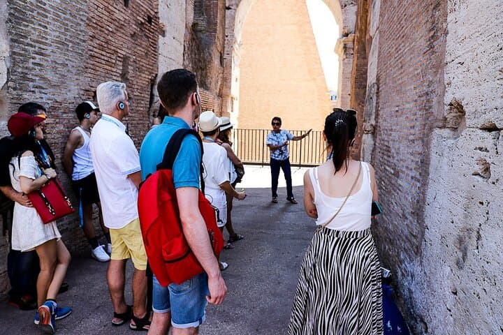 Colosseum & Roman Forum: Unlock the History