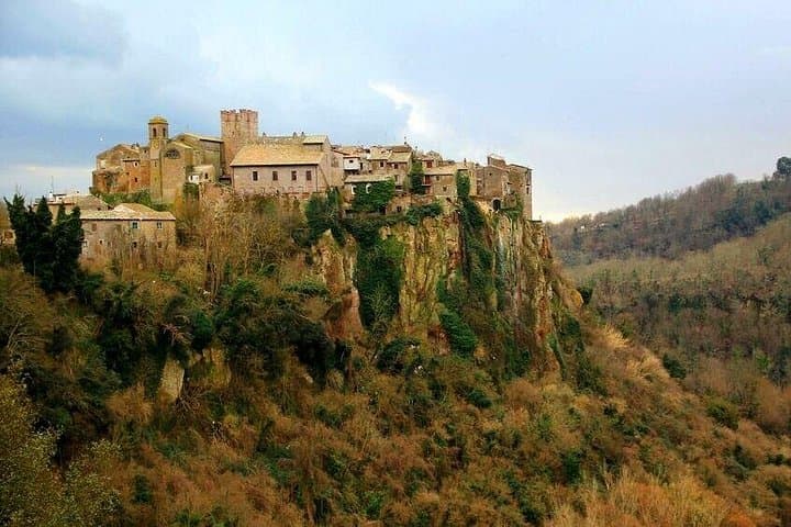 2 Days Private Tour in the Secret Village of Artists Near Rome