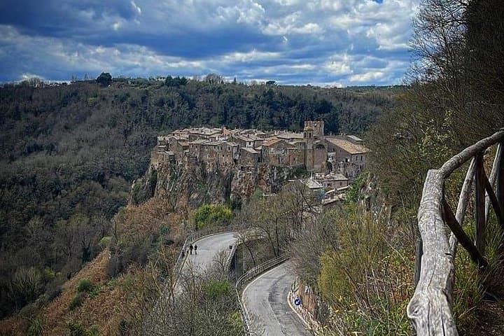 2 Days Private Tour in the Secret Village of Artists Near Rome
