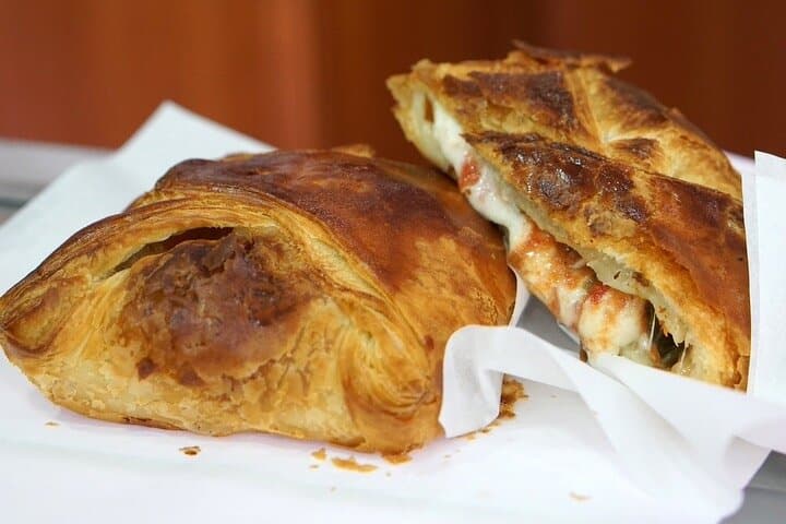 All-Inclusive Catania Street Food & Market Tour by Streaty