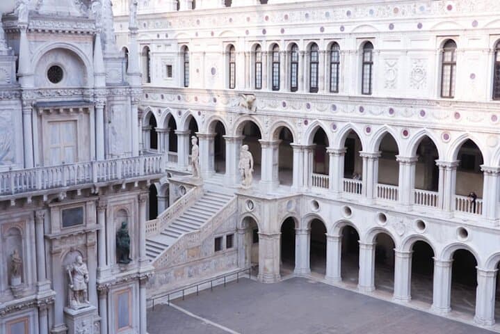Venice Best in a Day: Private Tour with St. Mark's & Doge Palace