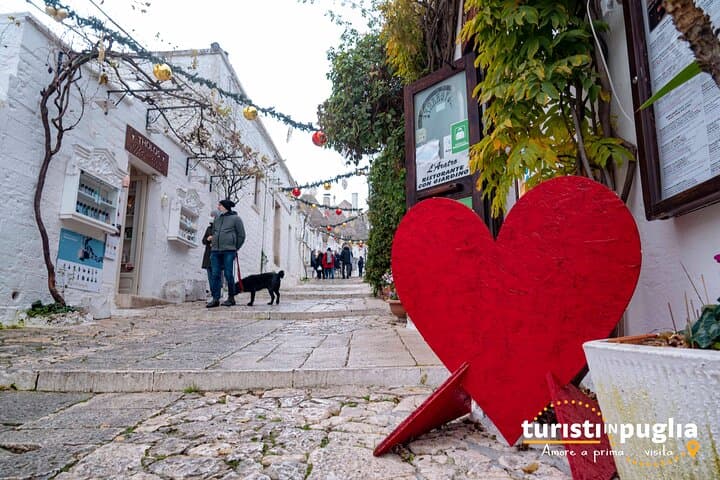 Private walking tour in Alberobello