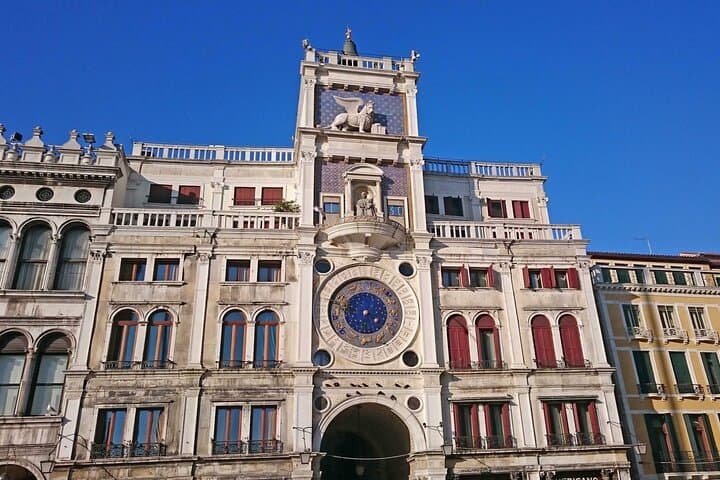 Venice Top attractions Walking Tour along the Canals