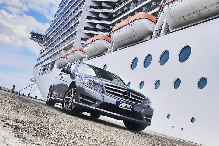 Transfer private from Positano to Naples or viceversa