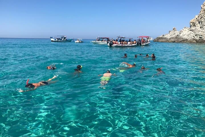 private tour with skipper from Tropea to Capo Vaticano with aperitif