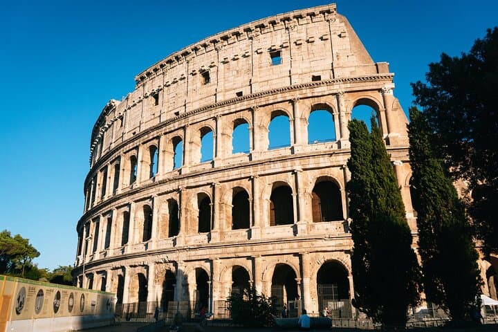 Rome: Colosseum Guided Tour with Roman Forum and Palatine Hill