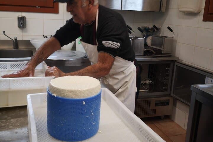 creating the wheel of cheesse
