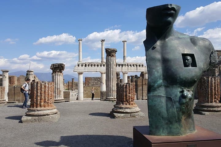 Skip-the-lines Private full-day Ancient Pompeii and Herculaneum Ruins Tour
