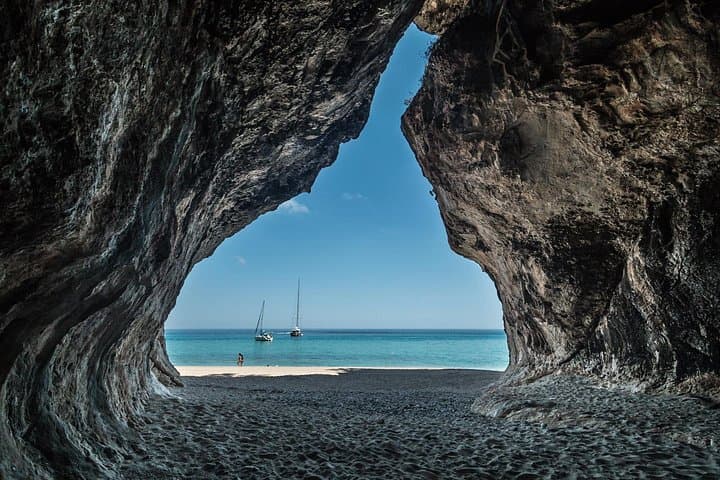 Day trip in the Gulf of Orosei Cala Mariolu