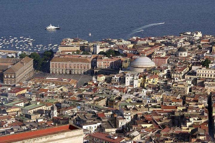 Private Pompeii & Naples by train from Rome