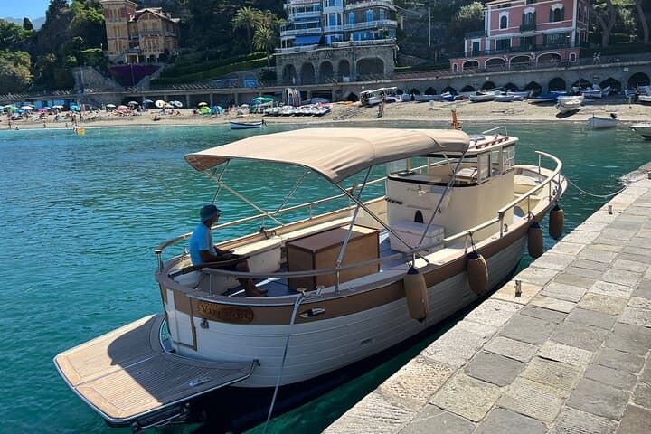 Cinque Terre Private Boat Tour with Aperitivo