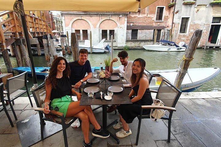 Venice Food Tour with 6+ Tastings with Cicchetti, Spritz & More