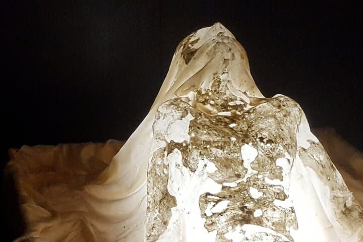 Turin: Private Tour on The Path of The Holy Shroud