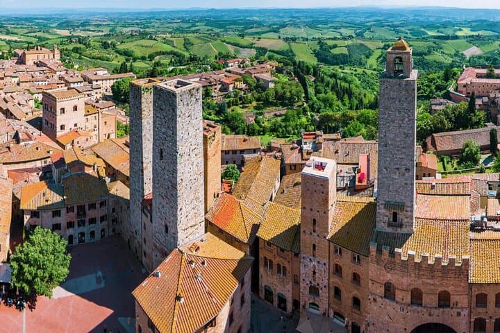 Private Tour to Pisa, San Gimignano and Siena from Florence