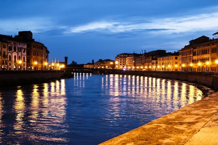 Private Tour to Pisa, San Gimignano and Siena from Florence