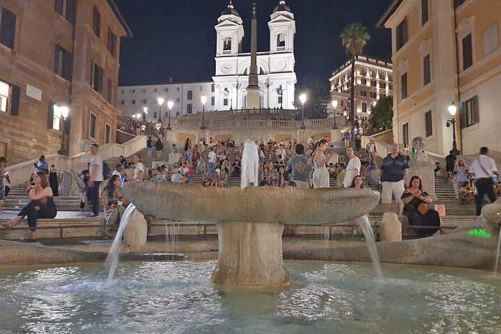 Kids & Families Tour of Rome at Night with Child-Friendly Guide Pizza & Gelato