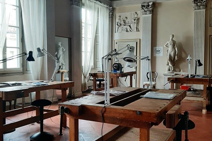 The Secret of Stradivari in Cremona: visit the Violinmaker School