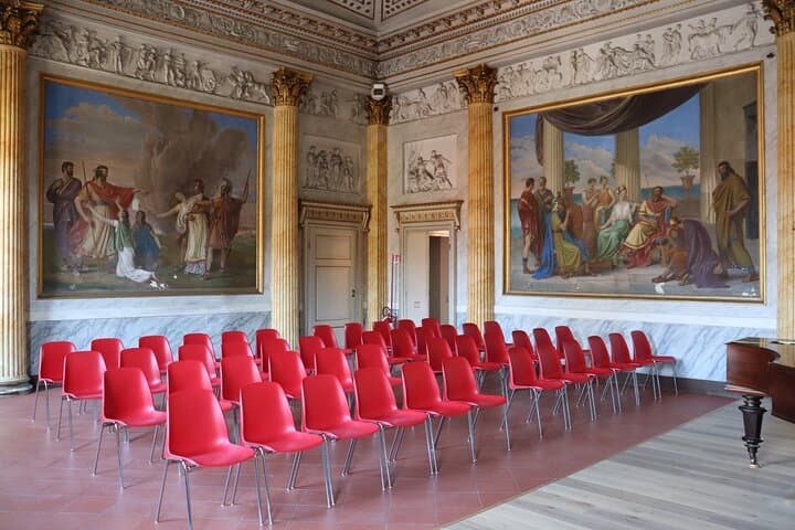 The Secret of Stradivari in Cremona: visit the Violinmaker School