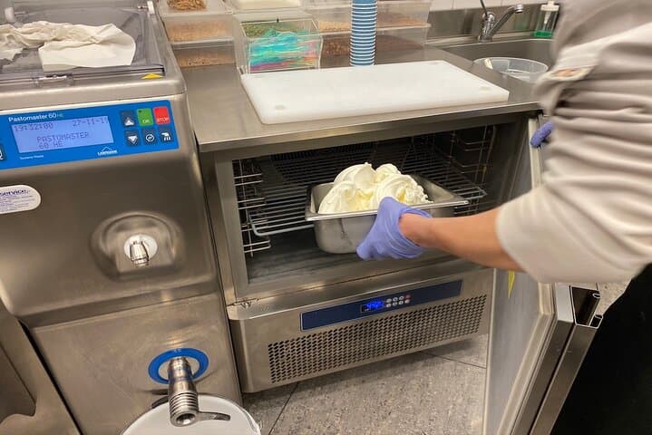 Florence Semi-Private Gelato Making Experience with Max 6 People