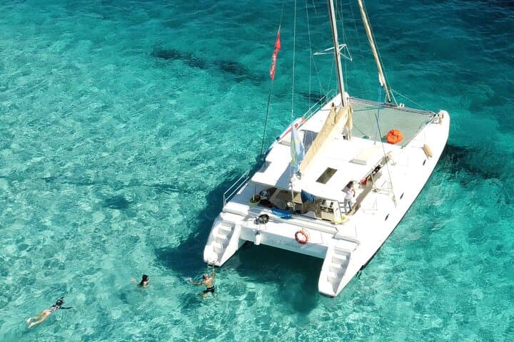 Catamaran tour Archipelago Maddalena (lunch included)