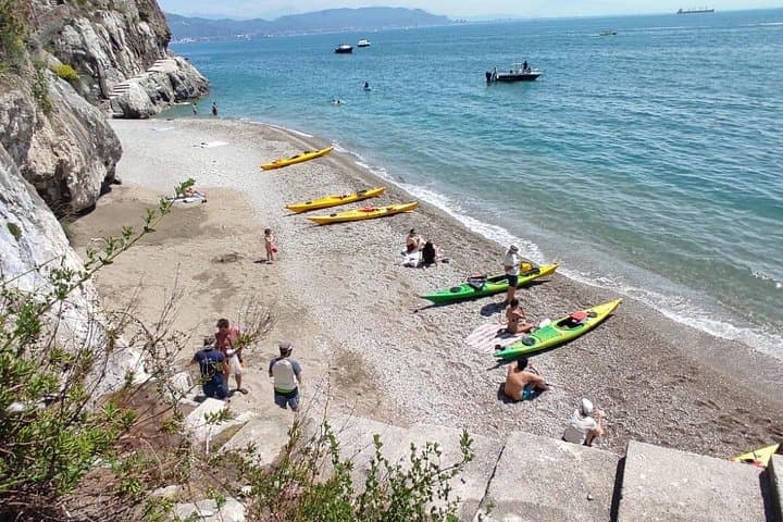 Amalfi coast 3 hr. Kayak Tour: Cruise Ship Special