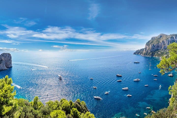 Private Ancient Heritage Walking Tour in Capri