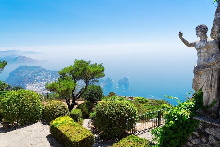 Private Ancient Heritage Walking Tour in Capri